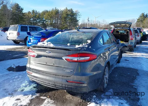 2020 Ford Fusion Hybrid Titanium z USA, uszkodzony, nr VIN 3FA6P0RUXLR100287